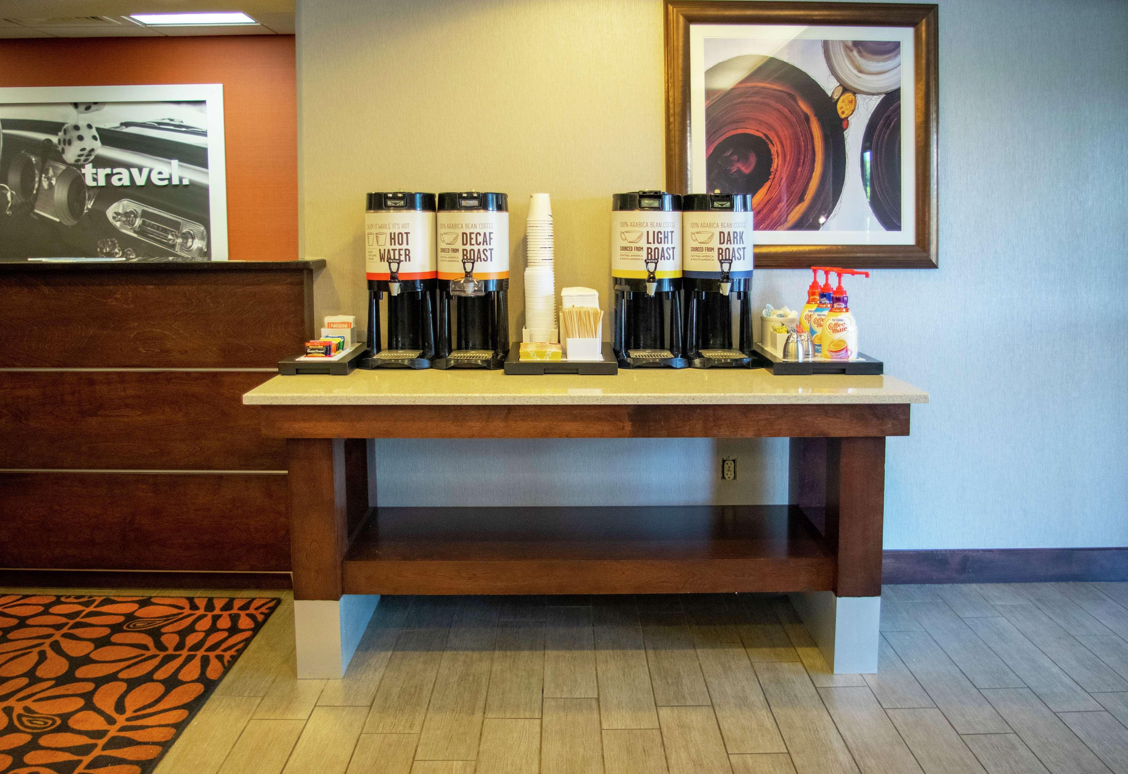 Hampton Inn St. Louis-Честерфилд Экстерьер фото