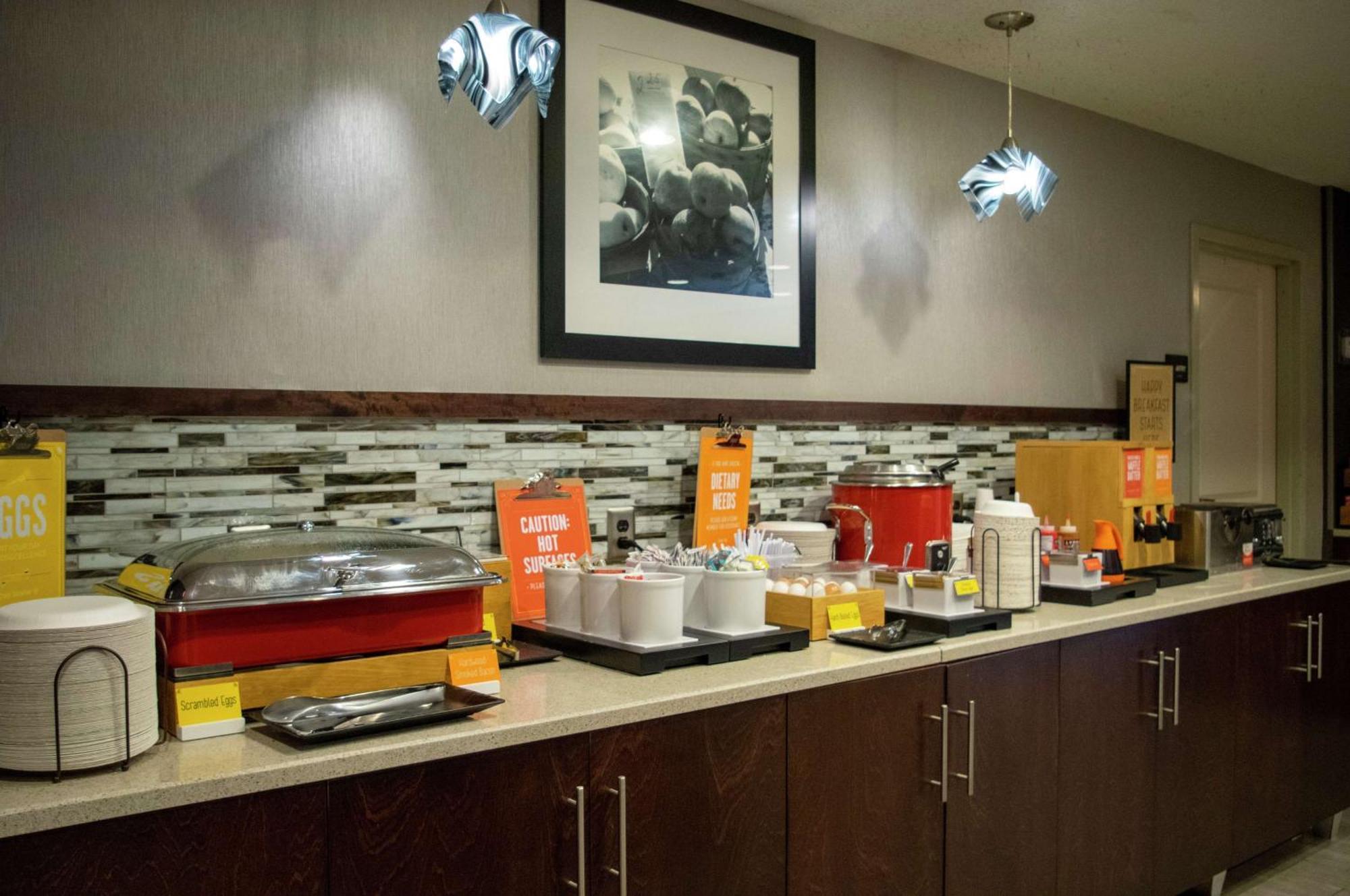 Hampton Inn St. Louis-Честерфилд Экстерьер фото